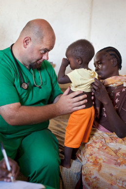 Rounds at Cap Anamur Hospital in Lwere: Raphael Veicht (Cap Anamur nurse and organiser).