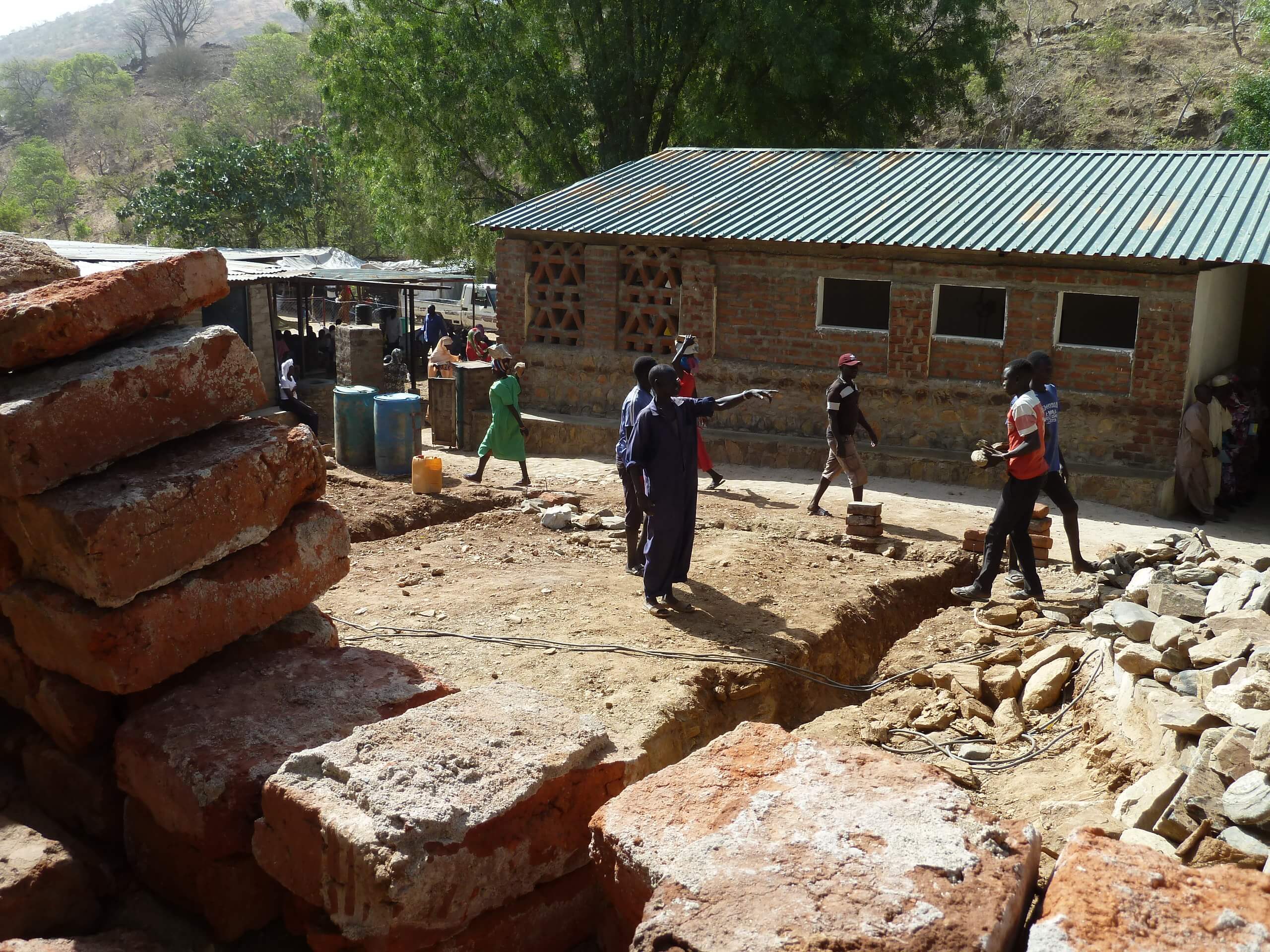 Das Cap Anamur Krankenhaus im Sudan wird baulich ständig weiterentwickelt. Aktuell wird eine neue Notaufnahme gebaut.