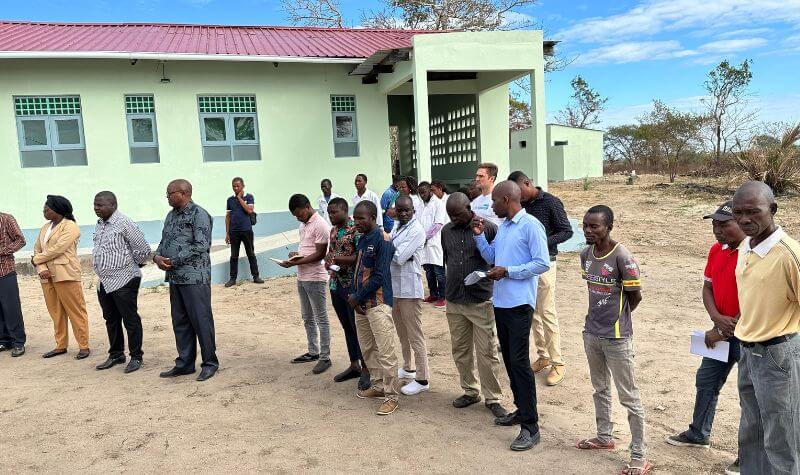 Cap Anamur hilft beim Wiederaufbau in Mosambik. Durch die bewaffneten Konflikte im Norden des Landes wurden viele Krankenhäuser zerstört. 