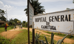 Cap Anamur hat von 2008 bis 2023 zur Verbesserung der medizinischen Versorgung im Kongo beigetragen. Wir haben in dieser Zeit das Krankenhaus in Kamituga wiederaufgebaut und betrieben.
