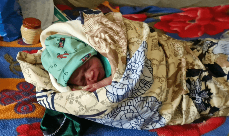 Frühgeborenen Säuglingen werden in unserem Krankenhaus in der Zentralafrikanischen Republik intensiv betreut