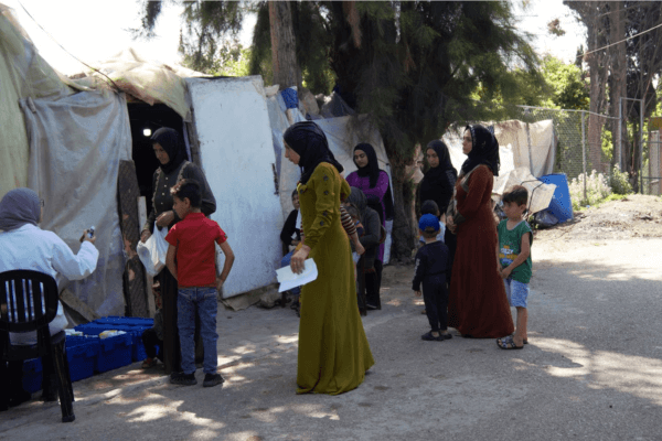Mit einer mobilen Klinik versorgt Cap Anamur die syrischen Geflüchteten in den Wohnstätten im Raum Sidon